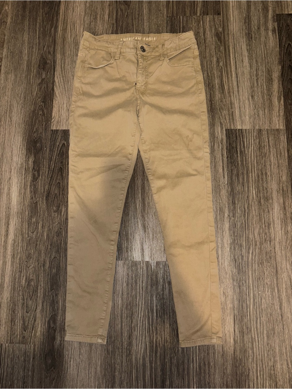 American Eagle Outfitters women’s khaki Pants